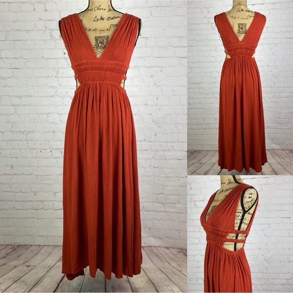 Windsor Crinkly Rust V Neckline Strappy Cutout Sides Maxi - Picture 1 of 1